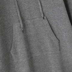 Längerer Kapuzenpullover