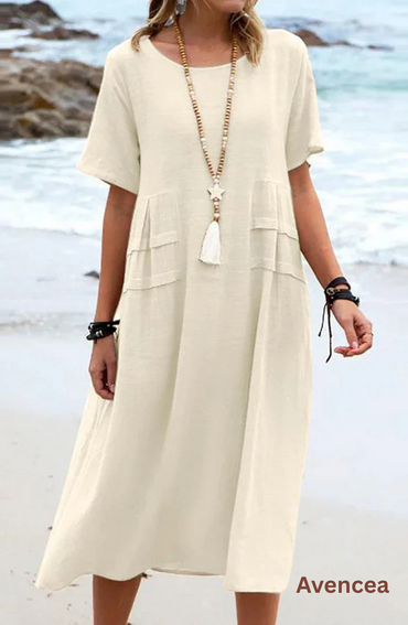 Damen Freizeitkleid mit kurzen Ärmeln und Rundhalsausschnitt