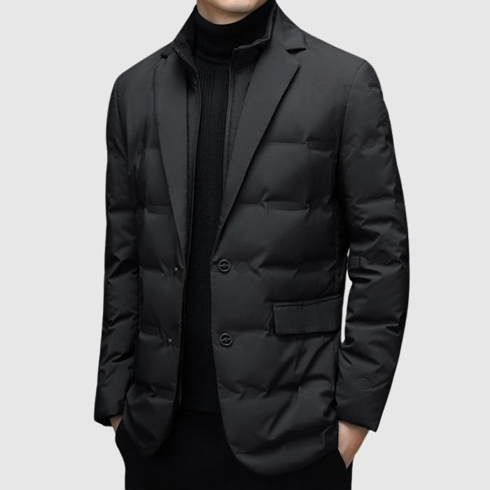 Essentielle Daunenjacke - Wärme trifft auf Stil