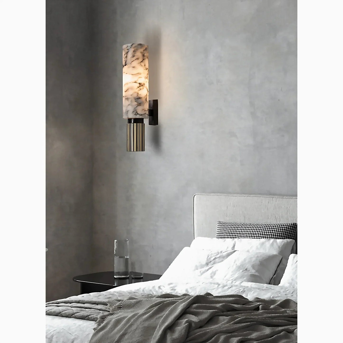 Elero Wandleuchte — Elegante Marmor-LED-Leuchte mit Kupferakzenten