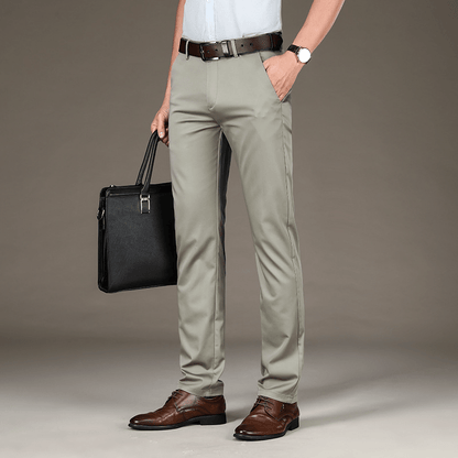 Herren-Klassik-Hose mit hohem Stretchanteil - Begrenztes Angebot
