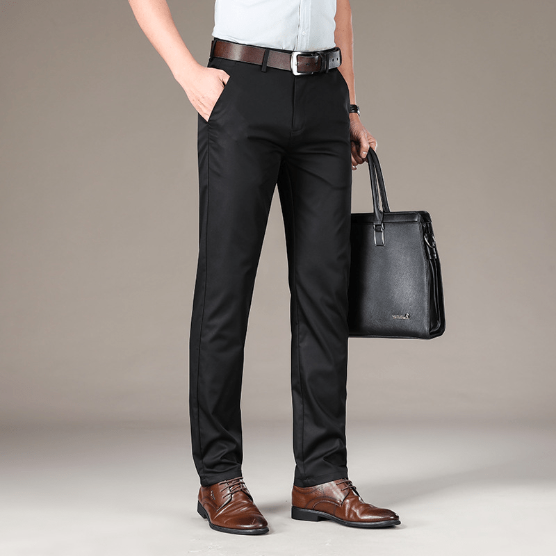 Herren-Klassik-Hose mit hohem Stretchanteil - Begrenztes Angebot