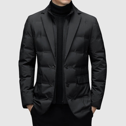 Essentielle Daunenjacke - Wärme trifft auf Stil