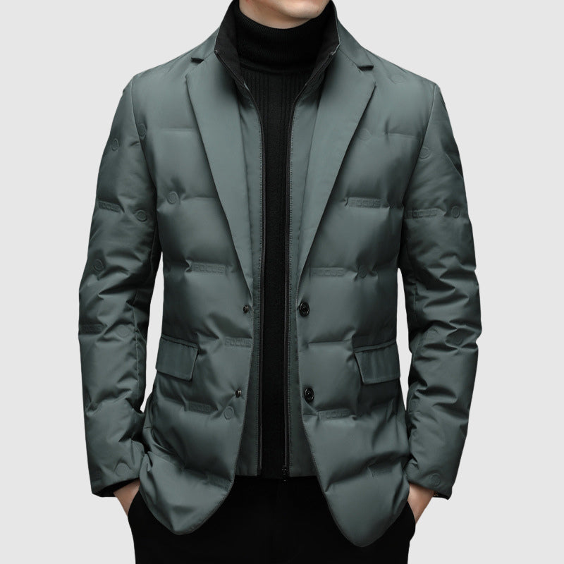 Essentielle Daunenjacke - Wärme trifft auf Stil
