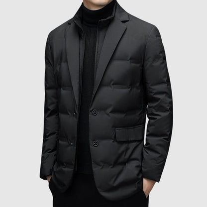 Essentielle Daunenjacke - Wärme trifft auf Stil