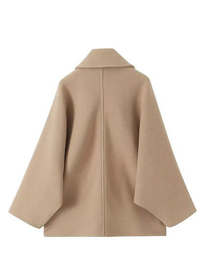 Brenda | Manteau solide avec collier redondant